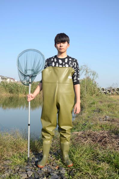 金钱牌塑胶下水裤----米黄色=90款