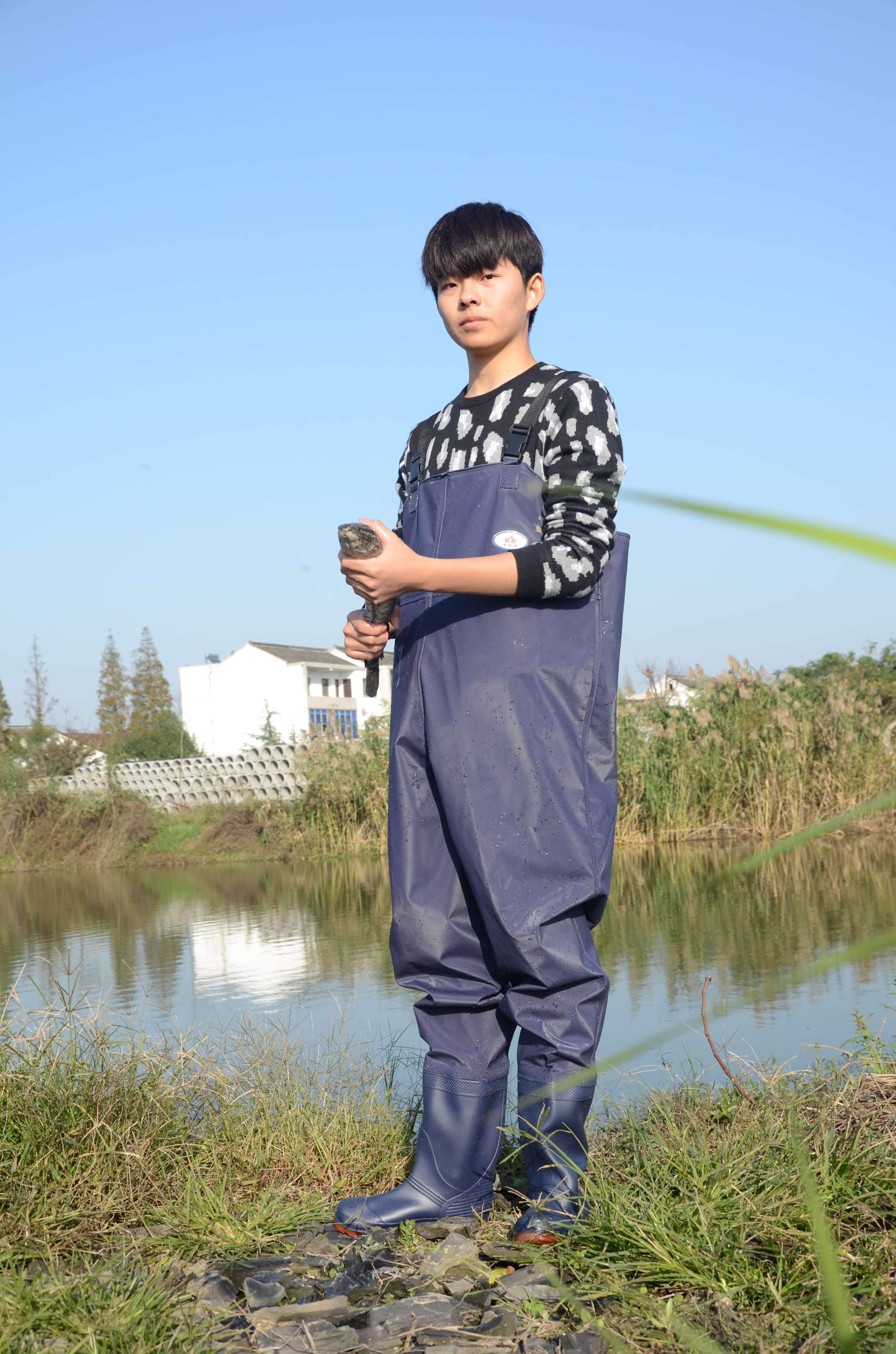 金钱牌塑胶下水裤 蓝色夹网布=60款 - 金钱牌下水裤 golden outdoors